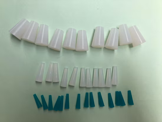 OEM China Factory Manufacture Roter Silikon-Hochtemperatur-Steckerstopfen zum Maskieren von E
